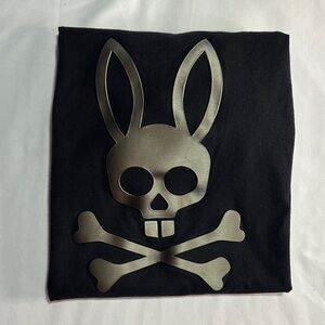 Psycho Bunny Skull: Two T’s/ One Short.